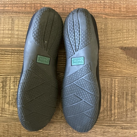 Walking Cradles Women's Classic Black Loafers - Picture 5 of 5